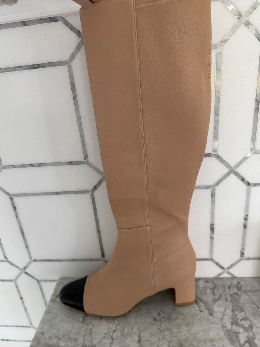 Stuart Weitzman leather boots Two-Tone Knee high toe cap - Picture 2 of 11